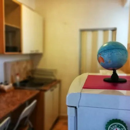2 Apartment, Central